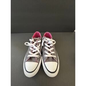 Chuck Taylor Converse All Star Low Top Women's Sneaker Gray and Pink Size 5